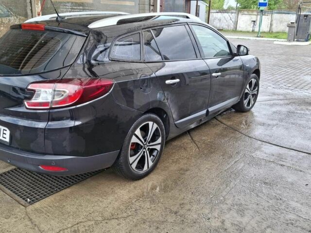 Черный Рено 4, объемом двигателя 1.5 л и пробегом 309 тыс. км за 7000 $, фото 2 на Automoto.ua