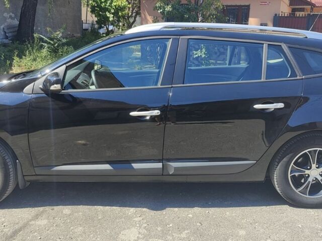 Черный Рено 4, объемом двигателя 0 л и пробегом 180 тыс. км за 6500 $, фото 2 на Automoto.ua