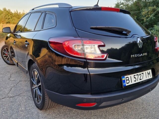 Чорний Рено 4, об'ємом двигуна 1.6 л та пробігом 249 тис. км за 7373 $, фото 2 на Automoto.ua