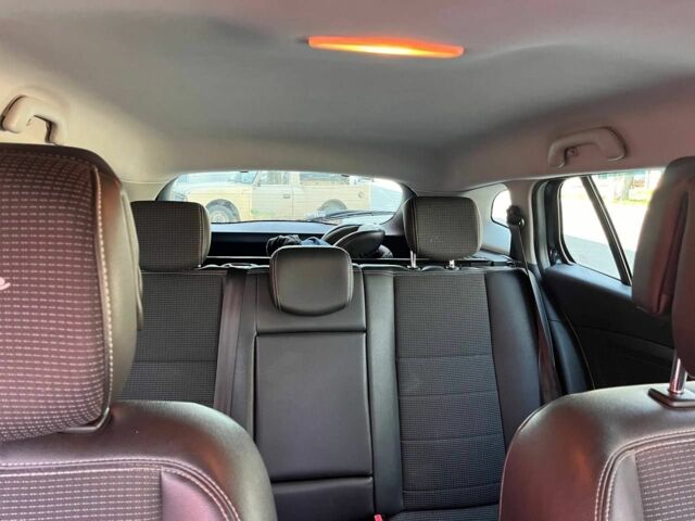 Черный Рено 4, объемом двигателя 1.5 л и пробегом 270 тыс. км за 7900 $, фото 6 на Automoto.ua