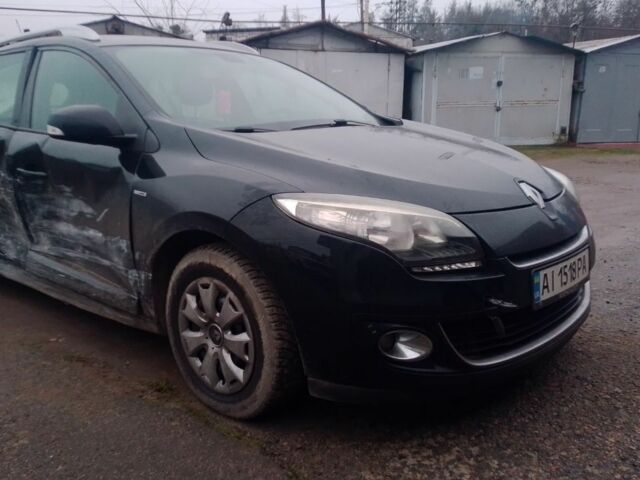 Черный Рено 4, объемом двигателя 10 л и пробегом 230 тыс. км за 4500 $, фото 1 на Automoto.ua