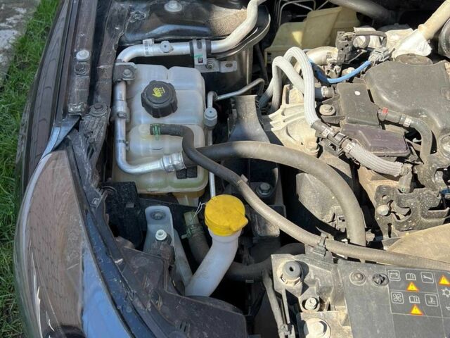 Чорний Рено 4, об'ємом двигуна 1.5 л та пробігом 234 тис. км за 12300 $, фото 9 на Automoto.ua