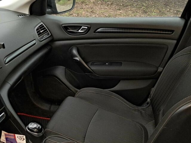 Чорний Рено 4, об'ємом двигуна 1.5 л та пробігом 190 тис. км за 11800 $, фото 9 на Automoto.ua