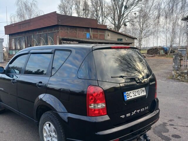 Черный Рено 4, объемом двигателя 2.7 л и пробегом 310 тыс. км за 6300 $, фото 2 на Automoto.ua