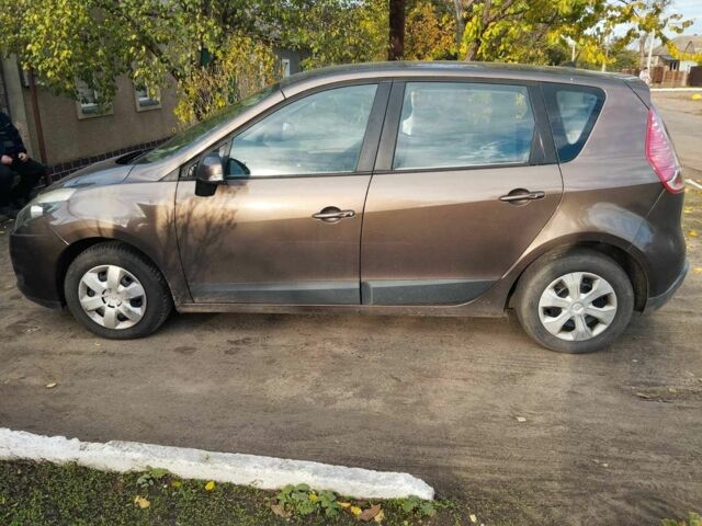 Коричневый Рено 4, объемом двигателя 1.5 л и пробегом 230 тыс. км за 7000 $, фото 1 на Automoto.ua