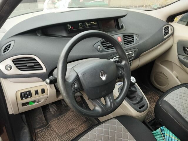 Коричневый Рено 4, объемом двигателя 1.5 л и пробегом 230 тыс. км за 7000 $, фото 5 на Automoto.ua