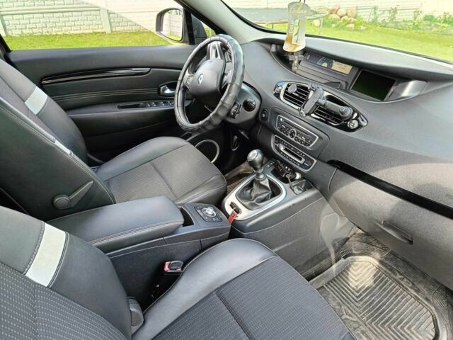 Коричневий Рено 4, об'ємом двигуна 1.5 л та пробігом 315 тис. км за 7900 $, фото 3 на Automoto.ua