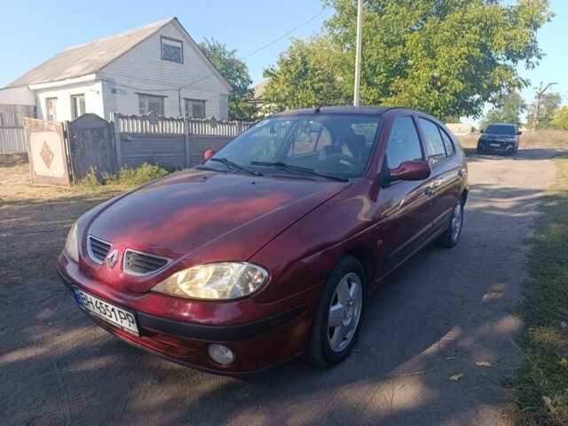 Красный Рено 4, объемом двигателя 1.6 л и пробегом 1 тыс. км за 2350 $, фото 1 на Automoto.ua