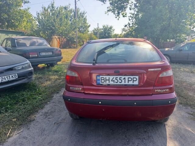 Красный Рено 4, объемом двигателя 1.6 л и пробегом 1 тыс. км за 2350 $, фото 5 на Automoto.ua