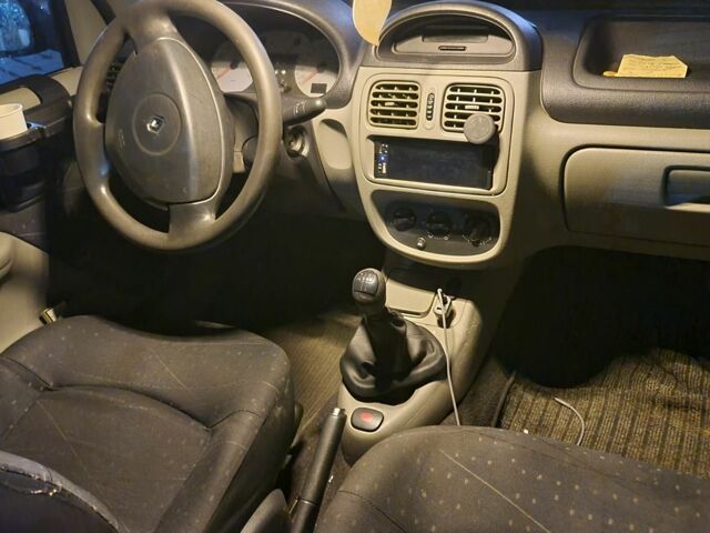 Червоний Рено 4, об'ємом двигуна 0 л та пробігом 203 тис. км за 2199 $, фото 3 на Automoto.ua