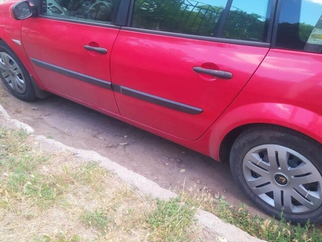 Красный Рено 4, объемом двигателя 1.4 л и пробегом 250 тыс. км за 4400 $, фото 3 на Automoto.ua