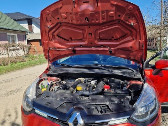 Красный Рено 4, объемом двигателя 1.5 л и пробегом 171 тыс. км за 7700 $, фото 8 на Automoto.ua