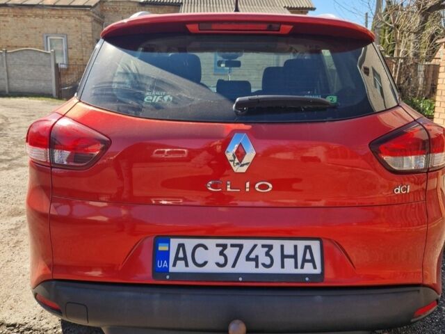 Красный Рено 4, объемом двигателя 1.5 л и пробегом 171 тыс. км за 7700 $, фото 7 на Automoto.ua