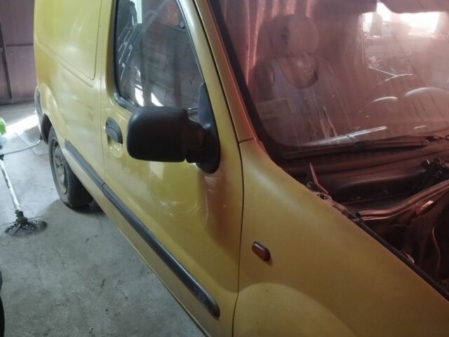 Жовтий Рено 4, об'ємом двигуна 1.9 л та пробігом 240 тис. км за 1250 $, фото 4 на Automoto.ua