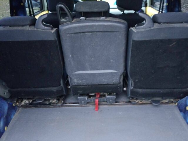 Жовтий Рено 4, об'ємом двигуна 1.5 л та пробігом 334 тис. км за 2000 $, фото 1 на Automoto.ua