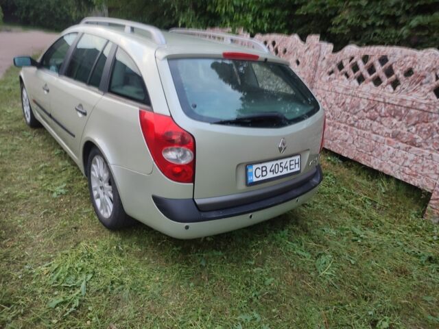Жовтий Рено 4, об'ємом двигуна 2 л та пробігом 263 тис. км за 3700 $, фото 1 на Automoto.ua