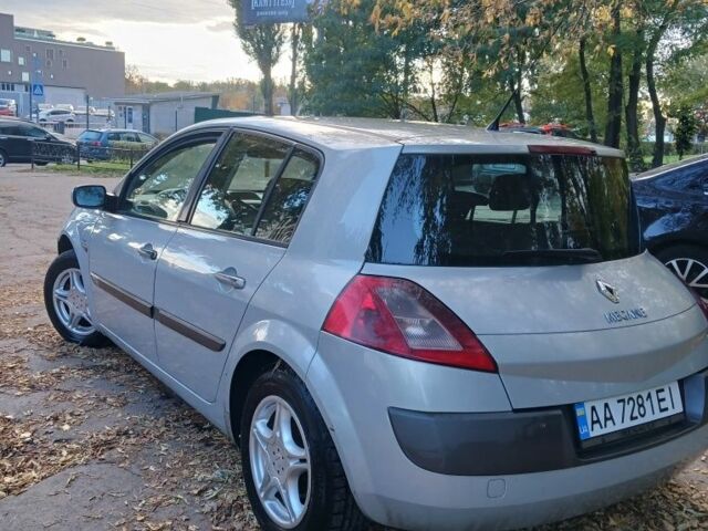 Серый Рено 4, объемом двигателя 1.9 л и пробегом 290 тыс. км за 3100 $, фото 1 на Automoto.ua