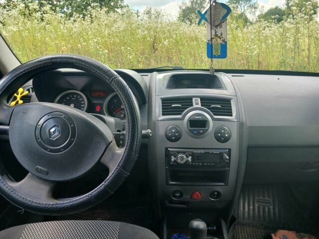Серый Рено 4, объемом двигателя 1.5 л и пробегом 306 тыс. км за 3750 $, фото 10 на Automoto.ua