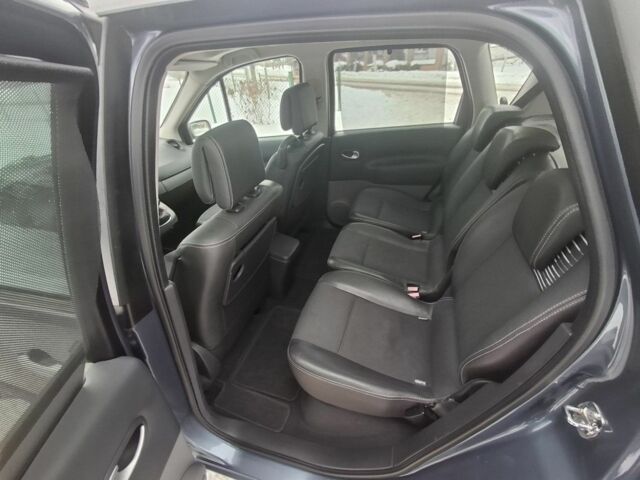 Сірий Рено 4, об'ємом двигуна 1.6 л та пробігом 212 тис. км за 5500 $, фото 13 на Automoto.ua