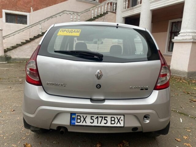 Серый Рено 4, объемом двигателя 1.4 л и пробегом 3 тыс. км за 3900 $, фото 3 на Automoto.ua