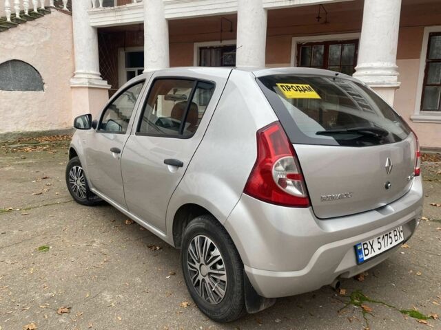 Серый Рено 4, объемом двигателя 1.4 л и пробегом 3 тыс. км за 3900 $, фото 4 на Automoto.ua