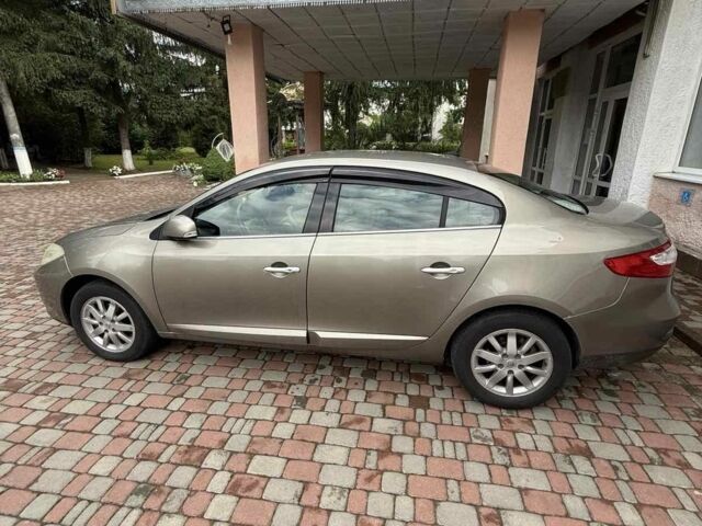 Серый Рено 4, объемом двигателя 1.5 л и пробегом 190 тыс. км за 8000 $, фото 4 на Automoto.ua
