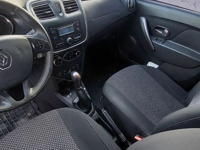 Серый Рено 4, объемом двигателя 1.6 л и пробегом 180 тыс. км за 8000 $, фото 4 на Automoto.ua