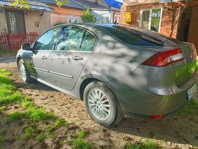 Серый Рено 4, объемом двигателя 1.5 л и пробегом 184 тыс. км за 7000 $, фото 3 на Automoto.ua