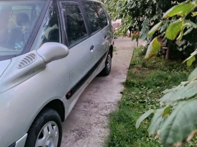 Серый Рено 4, объемом двигателя 2 л и пробегом 3 тыс. км за 3564 $, фото 3 на Automoto.ua