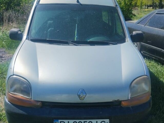 Серый Рено 4, объемом двигателя 1.9 л и пробегом 345 тыс. км за 2838 $, фото 2 на Automoto.ua