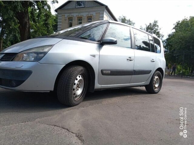 Серый Рено 4, объемом двигателя 3 л и пробегом 309 тыс. км за 2700 $, фото 1 на Automoto.ua