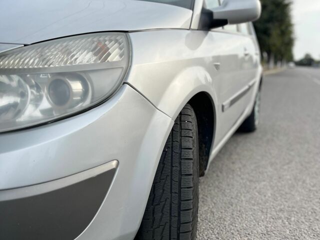 Серый Рено 4, объемом двигателя 2 л и пробегом 430 тыс. км за 3799 $, фото 3 на Automoto.ua