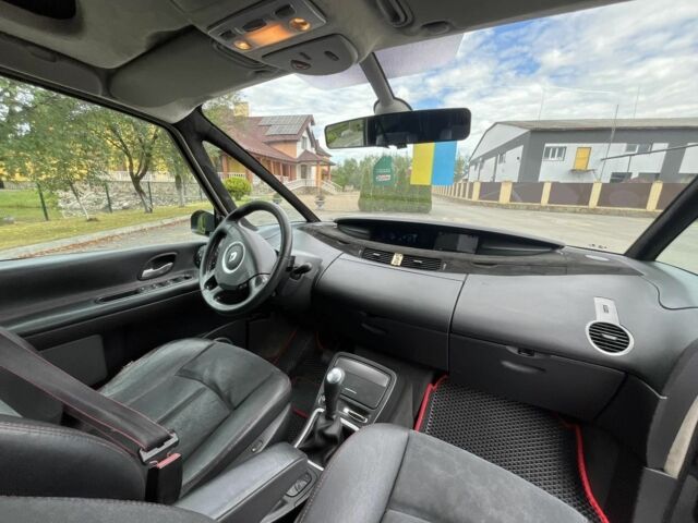 Серый Рено 4, объемом двигателя 2 л и пробегом 420 тыс. км за 5500 $, фото 5 на Automoto.ua