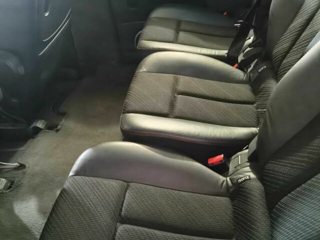 Сірий Рено 4, об'ємом двигуна 2 л та пробігом 205 тис. км за 5500 $, фото 2 на Automoto.ua