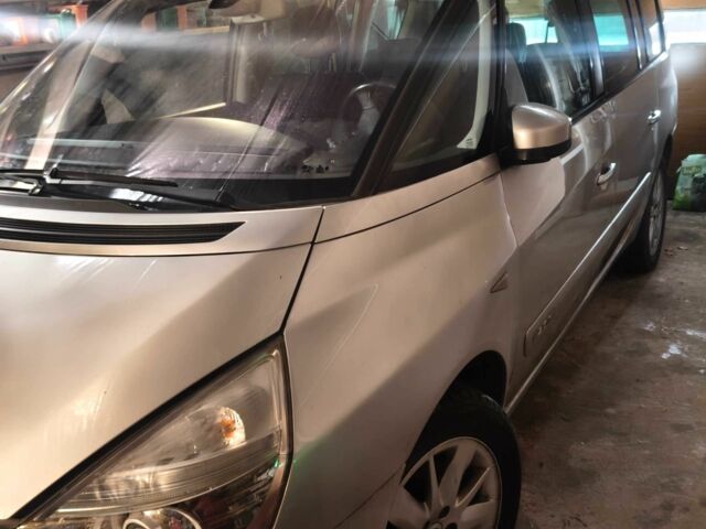 Сірий Рено 4, об'ємом двигуна 2 л та пробігом 205 тис. км за 5500 $, фото 4 на Automoto.ua