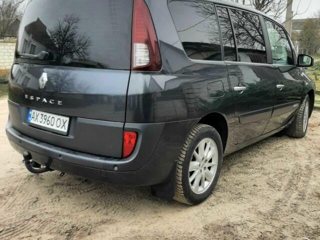 Серый Рено 4, объемом двигателя 2 л и пробегом 265 тыс. км за 7999 $, фото 4 на Automoto.ua