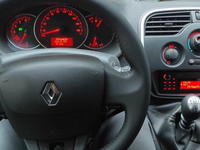 Серый Рено 4, объемом двигателя 1.5 л и пробегом 267 тыс. км за 11900 $, фото 9 на Automoto.ua