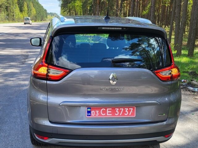 Серый Рено 4, объемом двигателя 0 л и пробегом 235 тыс. км за 16000 $, фото 3 на Automoto.ua