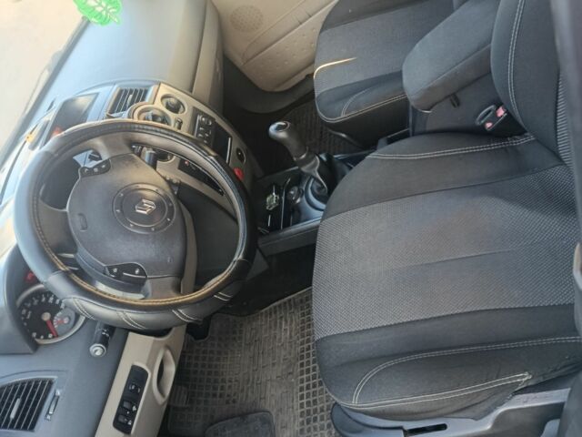 Сірий Рено 4, об'ємом двигуна 0 л та пробігом 232 тис. км за 3006 $, фото 3 на Automoto.ua