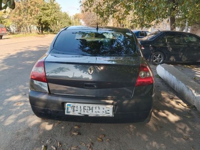 Рено 4 2004 в Подольск (Котовск) на Automoto.ua Серый Рено 4, объемом двигателя 1.6 л и пробегом 273 тыс. км за 4300 $, фото 4 на Automoto.ua