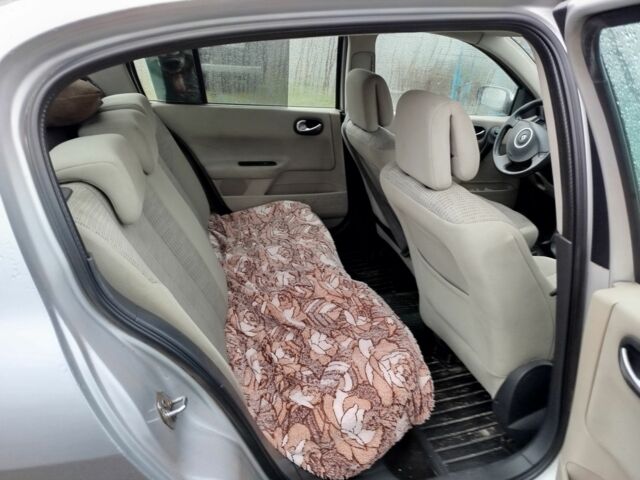 Серый Рено 4, объемом двигателя 0 л и пробегом 241 тыс. км за 2300 $, фото 4 на Automoto.ua