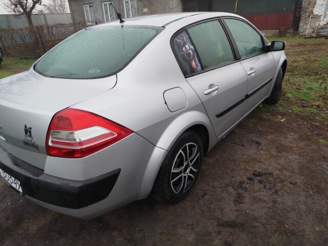 Серый Рено 4, объемом двигателя 0 л и пробегом 241 тыс. км за 2300 $, фото 2 на Automoto.ua