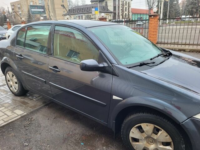 Серый Рено 4, объемом двигателя 1.4 л и пробегом 151 тыс. км за 3750 $, фото 1 на Automoto.ua