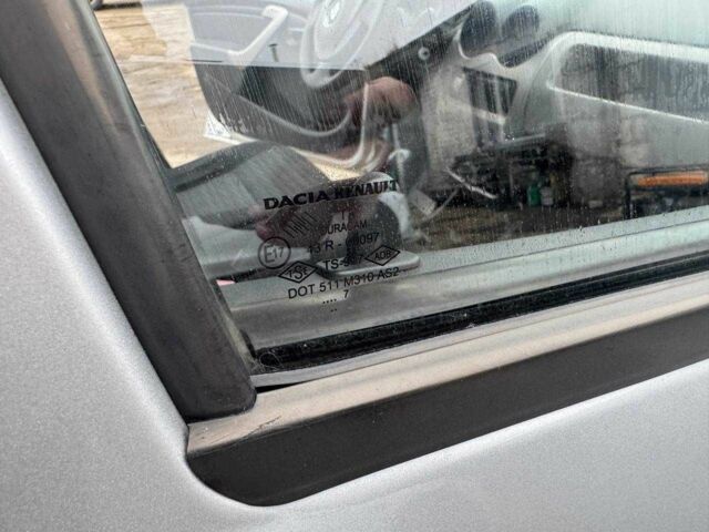 Серый Рено 4, объемом двигателя 1.4 л и пробегом 172 тыс. км за 3350 $, фото 22 на Automoto.ua