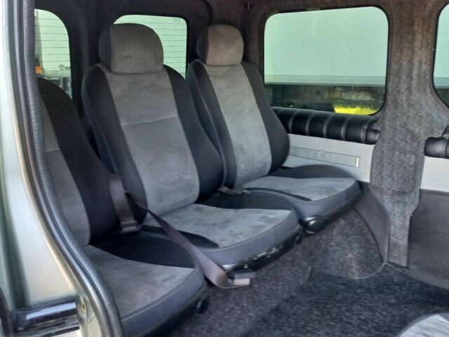 Сірий Рено 4, об'ємом двигуна 2.45 л та пробігом 284 тис. км за 9000 $, фото 8 на Automoto.ua