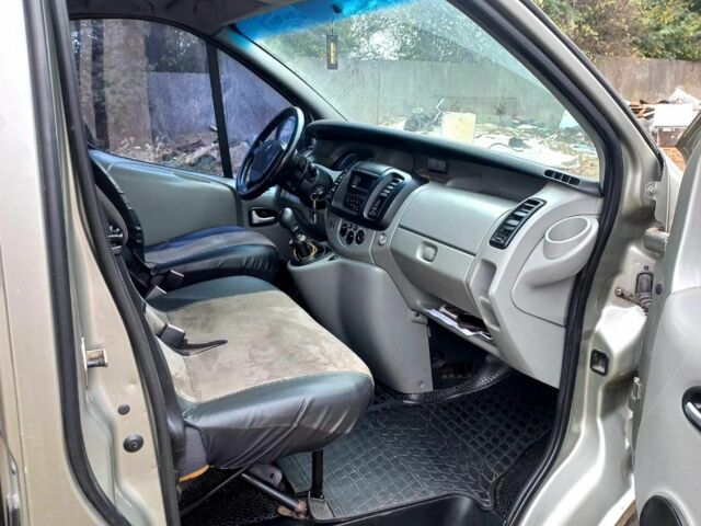 Сірий Рено 4, об'ємом двигуна 2.45 л та пробігом 284 тис. км за 9000 $, фото 10 на Automoto.ua