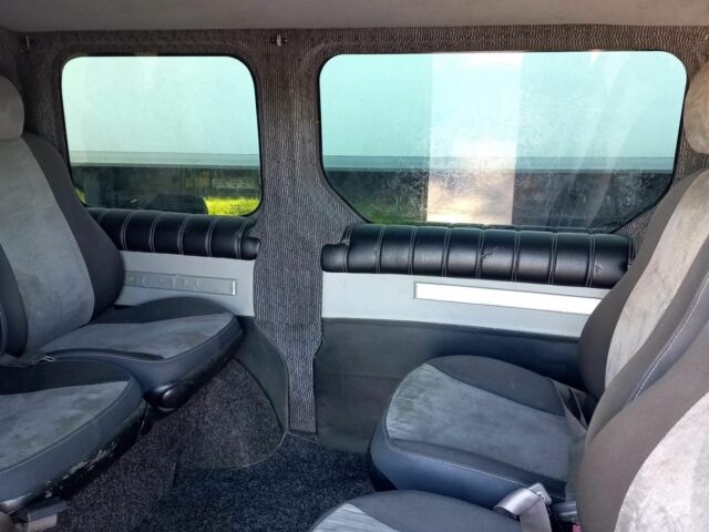 Сірий Рено 4, об'ємом двигуна 2.45 л та пробігом 284 тис. км за 9000 $, фото 7 на Automoto.ua