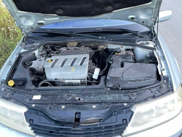 Сірий Рено 4, об'ємом двигуна 1.8 л та пробігом 280 тис. км за 1600 $, фото 3 на Automoto.ua