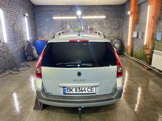 Серый Рено 4, объемом двигателя 1.9 л и пробегом 333 тыс. км за 4500 $, фото 5 на Automoto.ua