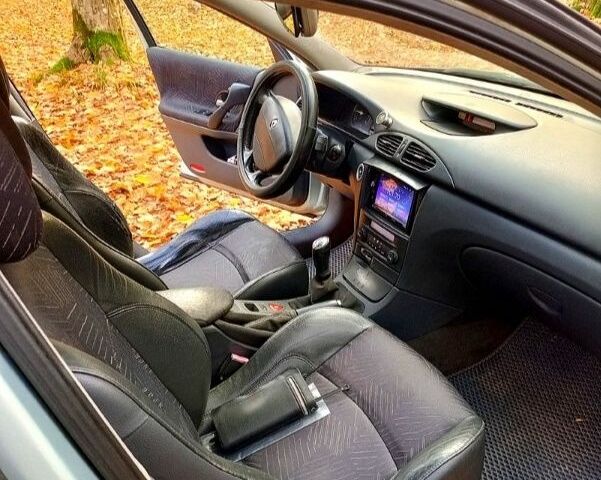 Серый Рено 4, объемом двигателя 1.8 л и пробегом 270 тыс. км за 3000 $, фото 10 на Automoto.ua